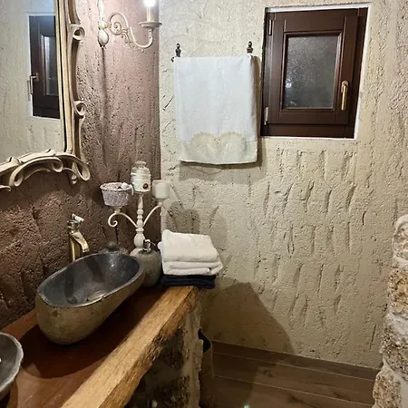 Giagias Family Farm Bauernhof Kranidi